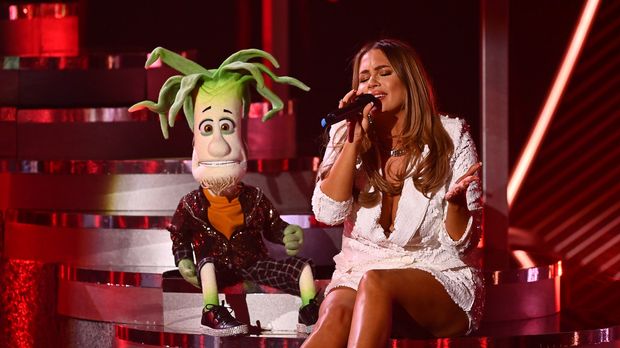 Jessica Paszka Kevin Mit Dance Monkey Pretty In Plusch