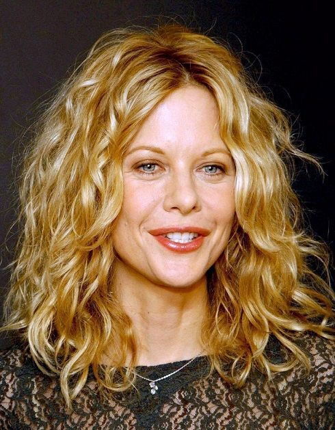So bezaubernd sieht die Schauspielerin Meg Ryan noch im Jahr 2002 aus! Heute... - Bildquelle: dpa: Andy_Butterton