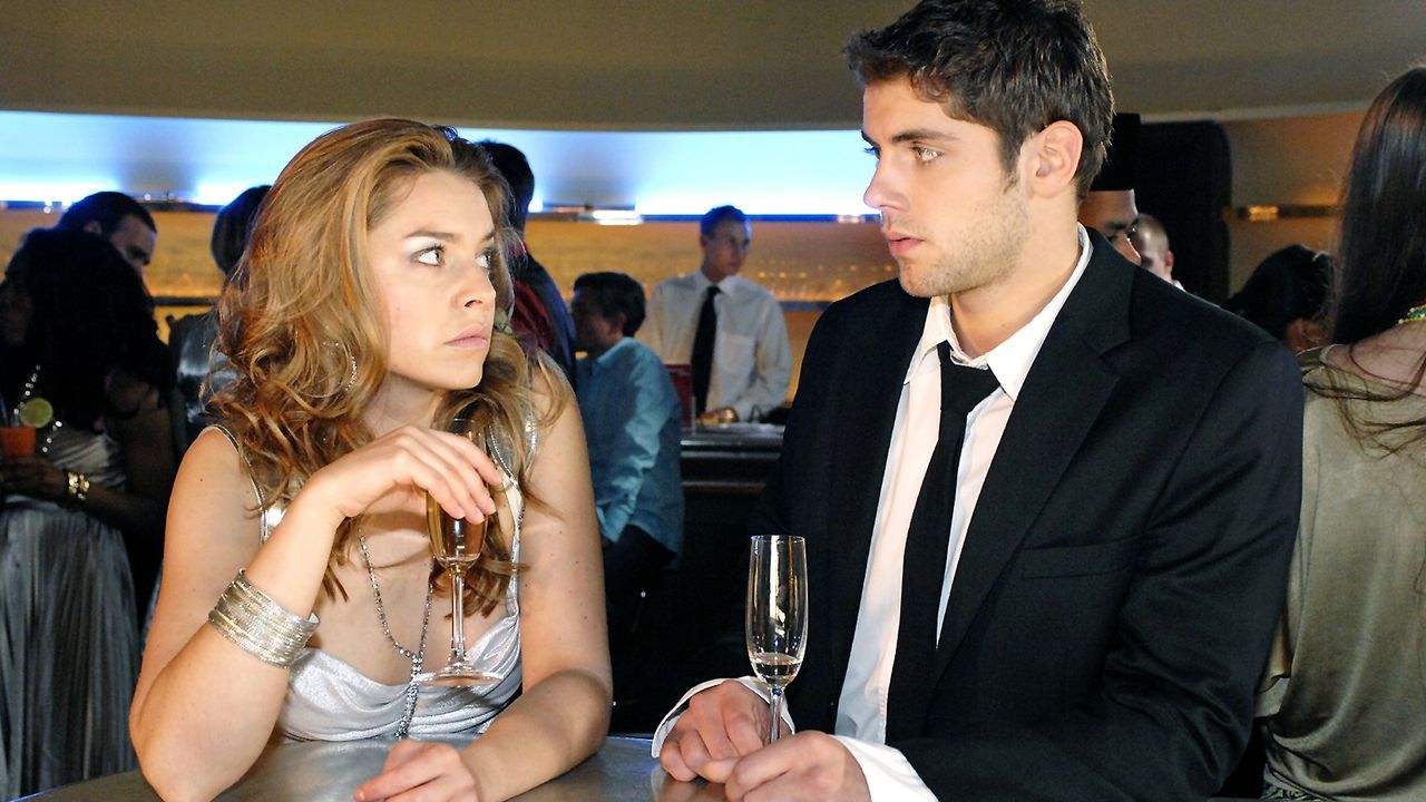anna-und-die-liebe-folge-104-02-SAT1-Oliver-Ziebe - Bildquelle: Sat.1/Oliver Ziebe