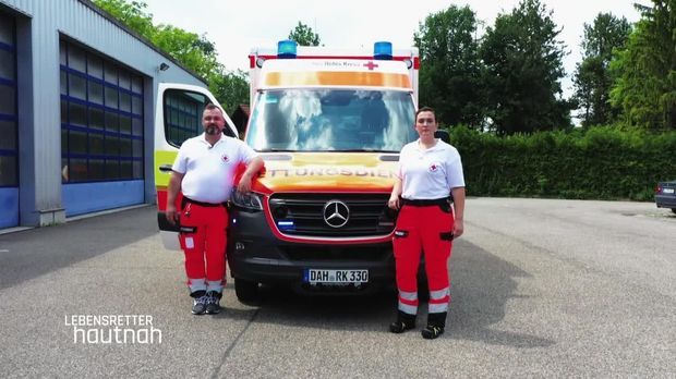 Lebensretter Hautnah - Wenn Jede Sekunde Zählt - Lebensretter Hautnah - Wenn Jede Sekunde Zählt - Eingeklemmt Und Hilflos: Die Lebensretter Sind Sofort Zur Stelle