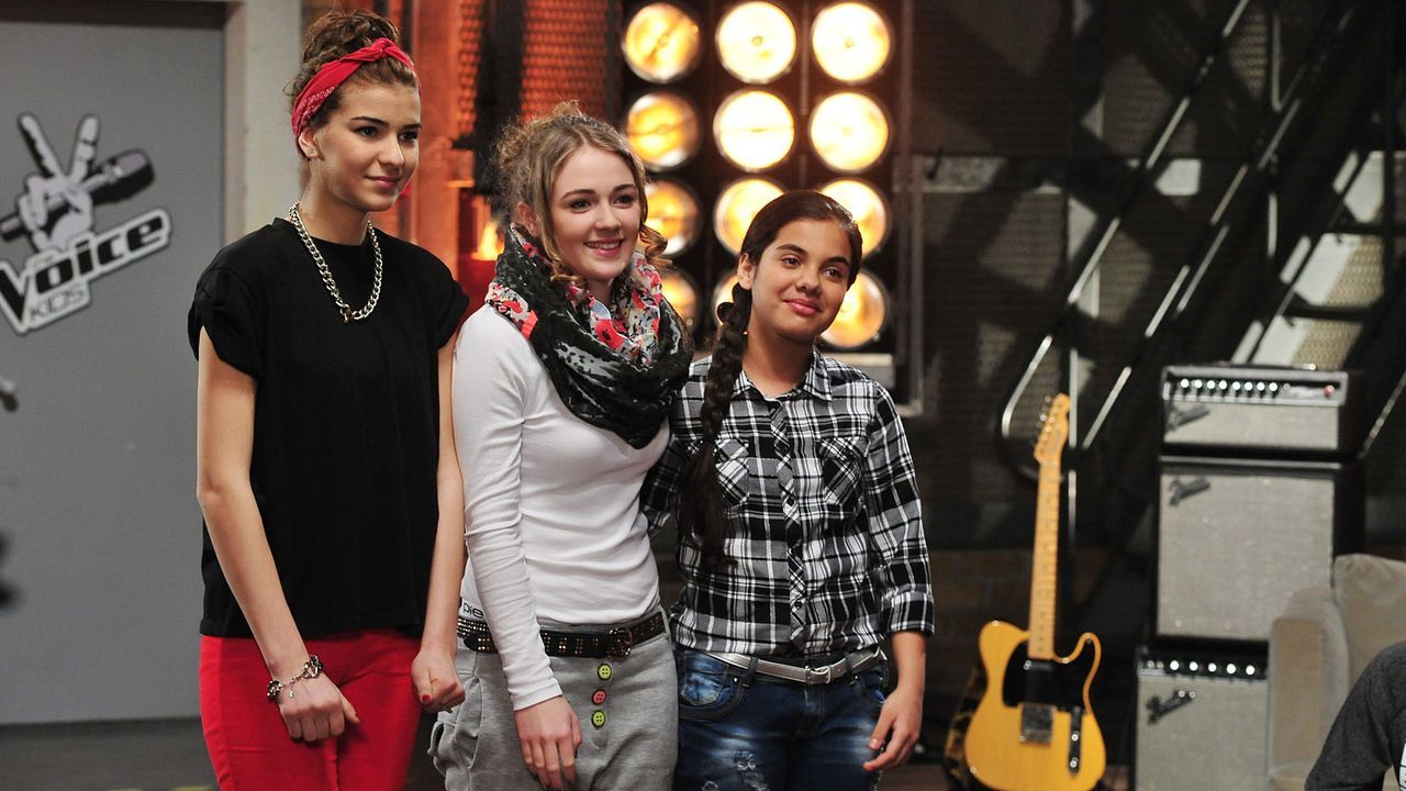The-Voice-Kids-Stf02-Epi05-Melissa-Naomi-Ilayda-1-SAT1-Andre-Kowalski - Bildquelle: SAT.1/Andre Kowalski
