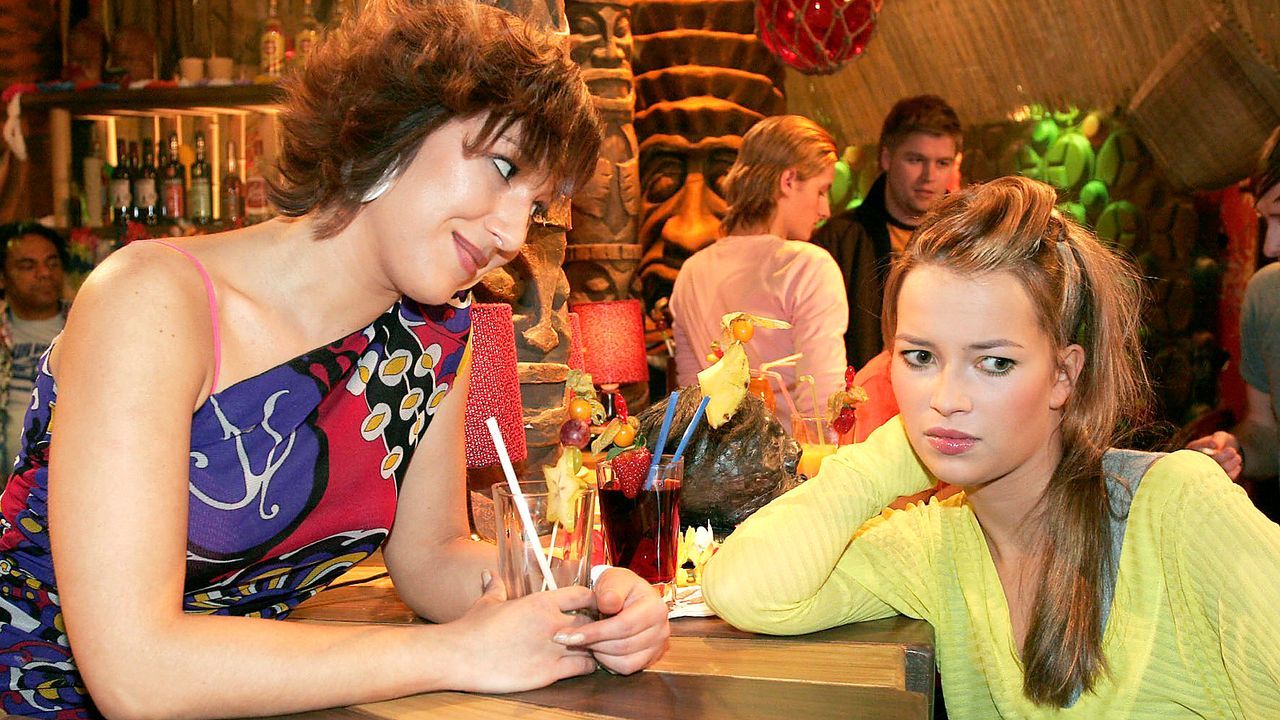 verliebt-in-berlin-epi-49-05-SAT1-Noreen-Flynn - Bildquelle: Sat.1/Noreen Flynn