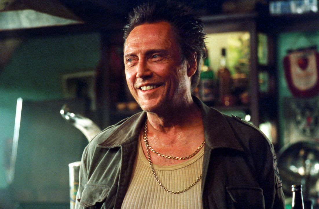 Travis ist gefunden, aber die eigentlich so einfach scheinende Aufgabe, nämlich ihn zurückzubringen, hat ihre Tücken, da auch der Goldminenbesitz... - Bildquelle: 2004 Sony Pictures Television International. All Rights Reserved.