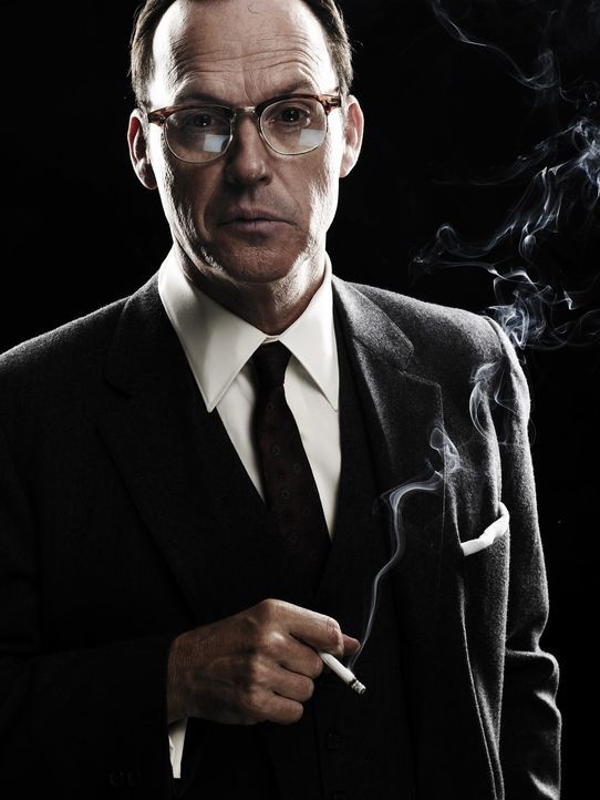 CIA-Spionageabwehrspezialist James Angleton (Micheal Keaton), der den Codenamen "Mother" trägt, weiß, dass der "M16" ein Maulwurf ist. Doch wer ve...