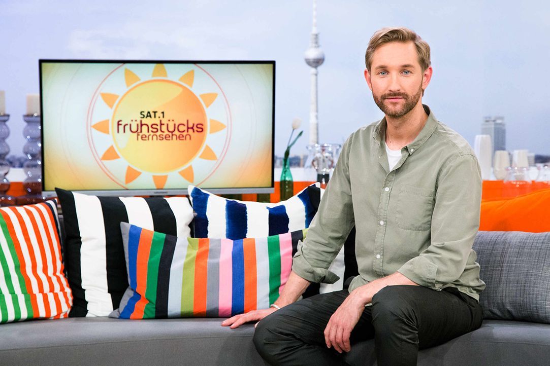 Frühstücksfernsehen - Die Neuen Bilder Unserer Moderatoren - Sat.1