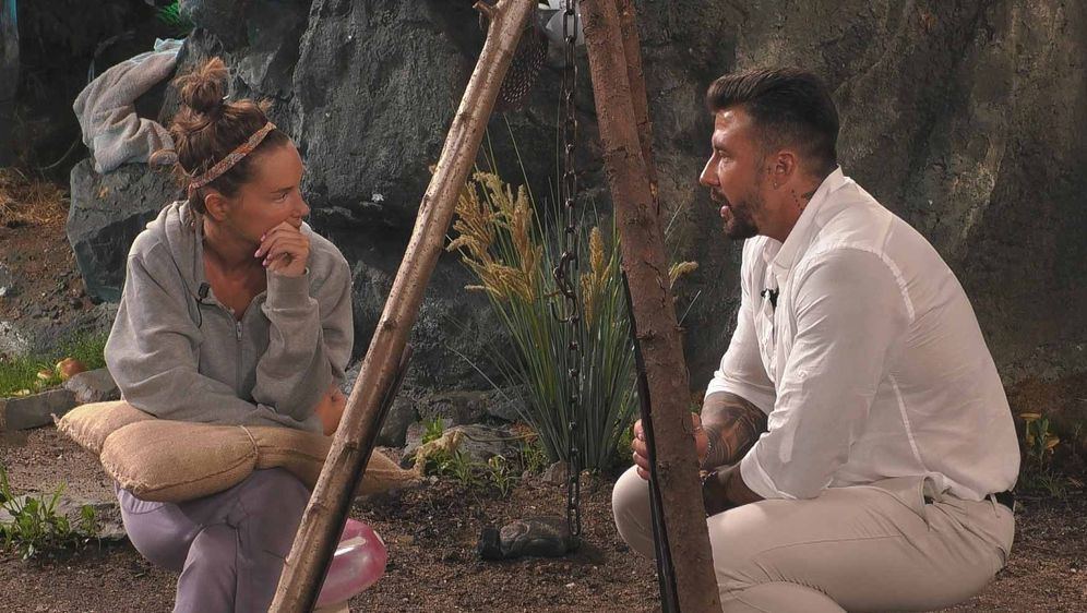 Promi Big Brother 2020 Liebesaus Zwischen Adela Und Mischa