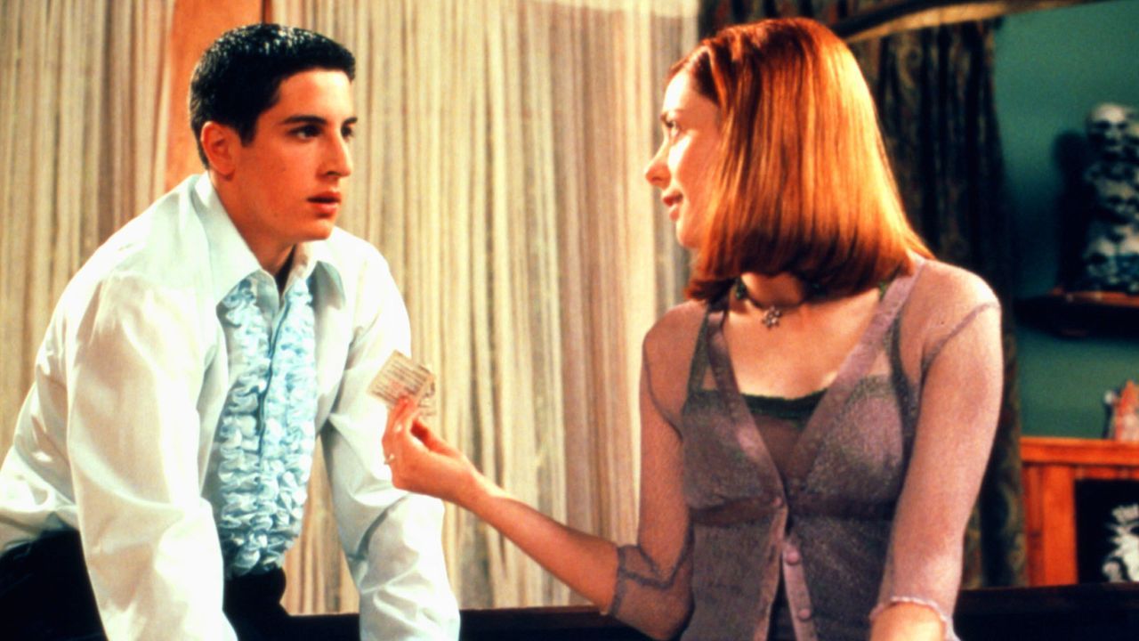 Jim Levenstein (Jason Biggs, l.); Michelle Flaherty (Alyson Hannigan, r.) - Bildquelle: 1999 Universal Studios All Rights Reserved.