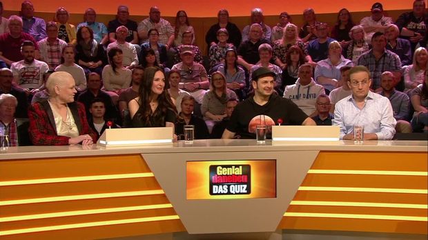 Genial Daneben - Das Quiz - Genial Daneben - Das Quiz - Johanna Klum: 