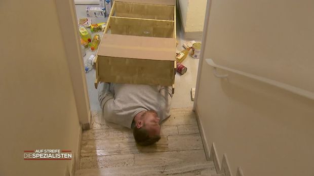 Auf Streife - Die Spezialisten - Auf Streife - Die Spezialisten - Eingedrungen - Rausgesprungen