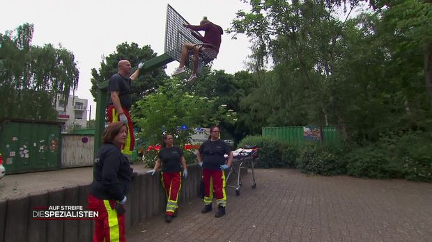 Auf Streife - Die Spezialisten - Auf Streife - Die Spezialisten - Ab Ins Körbchen