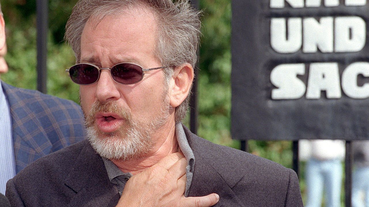 Steven-Spielberg-Schindlers-Liste-03-12-08-dpa - Bildquelle: Andreas_Altwein/picture-alliance / dpa
