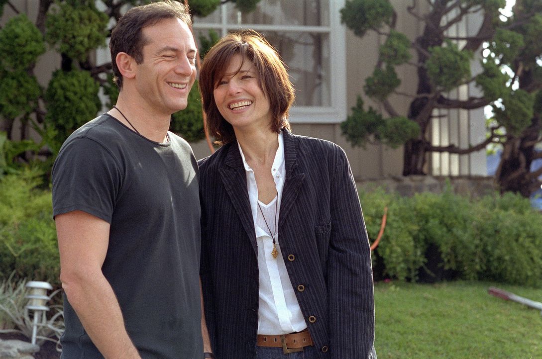 David (Jason Isaacs, l.) und Christine (Catherine Keener, r.) sind erfolgreiche Drehbuchautoren. - Bildquelle: 2006 Sony Pictures Classics Inc. for the Universe excluding Australia/NZ and Scandinavia (but including Iceland). All Rights Reserved.