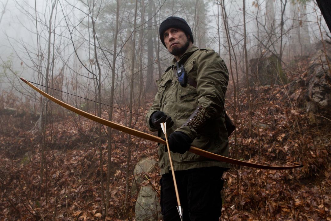 Emil Kovac (John Travolta) - Bildquelle: 2013 KILLING SEASON PRODUCTIONS, INC. All Rights Reserved.
