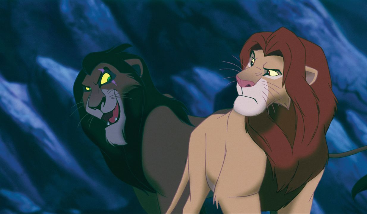 Kämpfen gegeneinander: Die Brüder Scar (l.) und Mufasa (r.) ... - Bildquelle: Disney