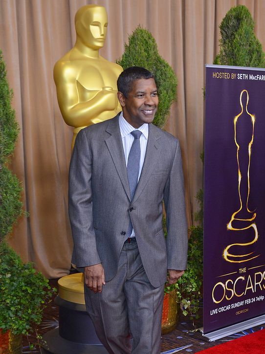 Denzel-Washington-13-02-05-dpa - Bildquelle: Michael Nelson/picture alliance / dpa