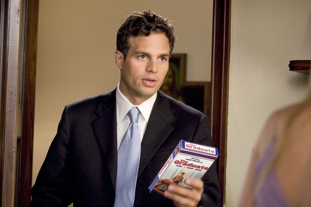 Nachdem Jeff (Mark Ruffalo) ihr den Film "Die Reifeprüfung" besorgt hat, fällt es Sarah wie Schuppen von den Augen und auf einmal werden ihr die Hin... - Bildquelle: Warner Bros. Pictures