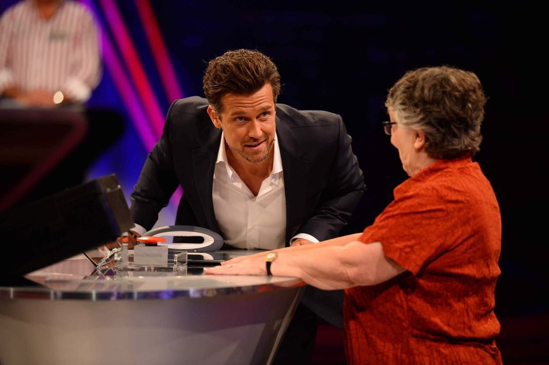 20 Boxen und die Möglichkeit, 250.000 Euro mit nach Hause zu nehmen - für die Kandidaten heißt es "Deal or no Deal"! Doch während Moderator Wayne Ca... - Bildquelle: Willi Weber SAT.1