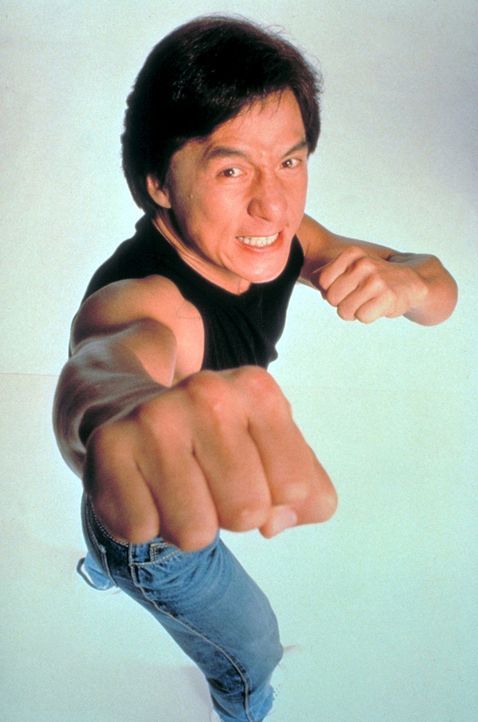 Kaum kommt der Hongkonger Polizist Ah Keung (Jackie Chan) zu Besuch in die Bronx, gerät er zwischen die Fronten der Mafia ... - Bildquelle: New Line Cinema
