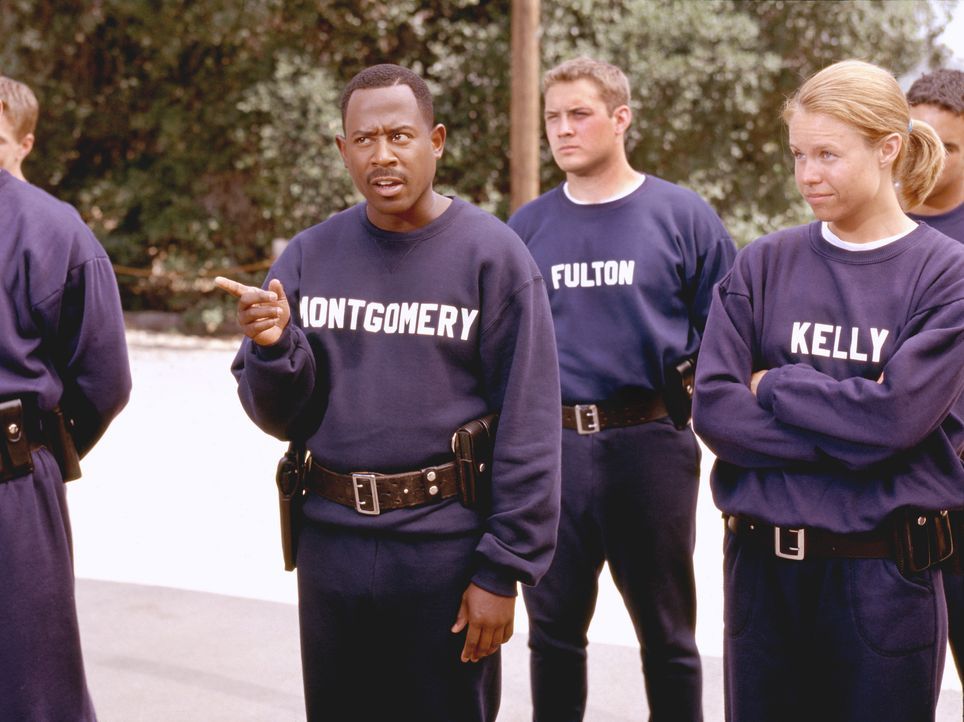 Einst war Earl Montgomery (Martin Lawrence) Kadett an der Polizei-Akademie. Er hätte ein guter Polizist werden können. doch er ist viel zu rebellisc... - Bildquelle: © 2004 Sony Pictures Television International. All Rights Reserved.