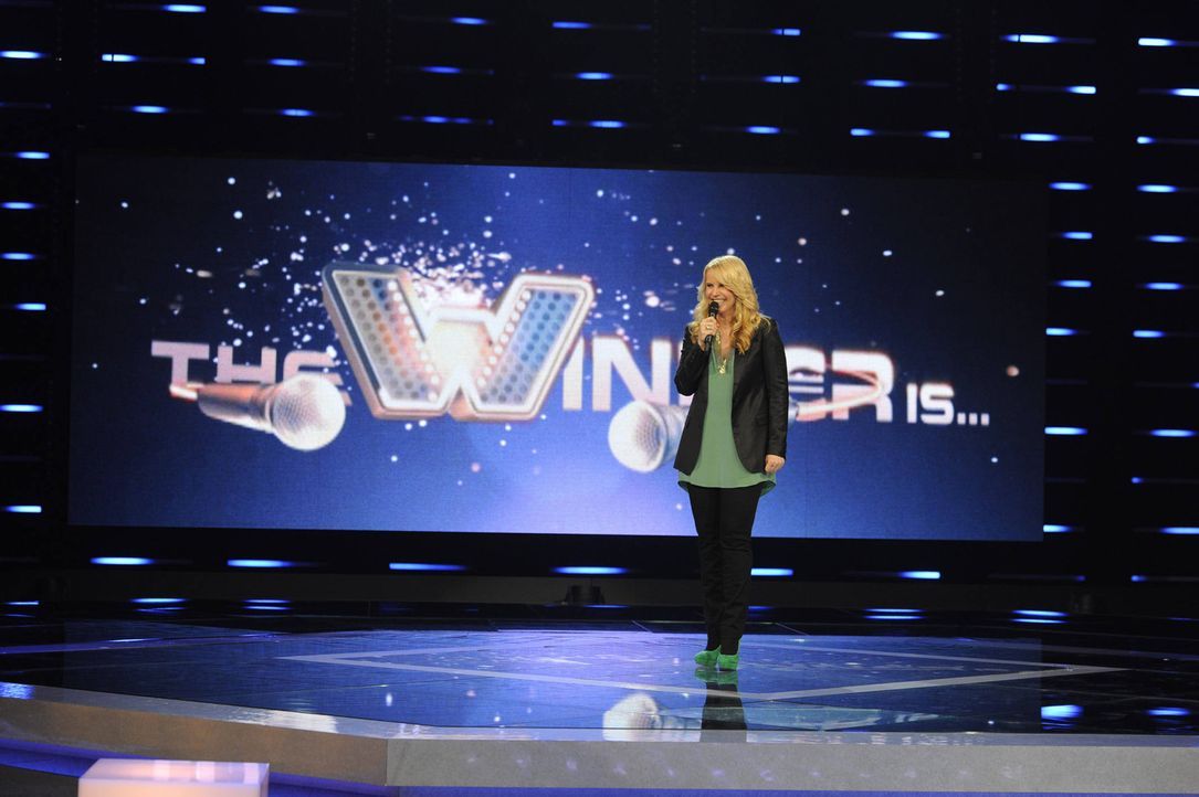 In "The Winner is ..." mit Moderatorin Linda de Mol ist die Stimme bares Geld wert, denn der Sieger kann eine Million Euro absahnen ... - Bildquelle: Paul Schirnhofer SAT.1