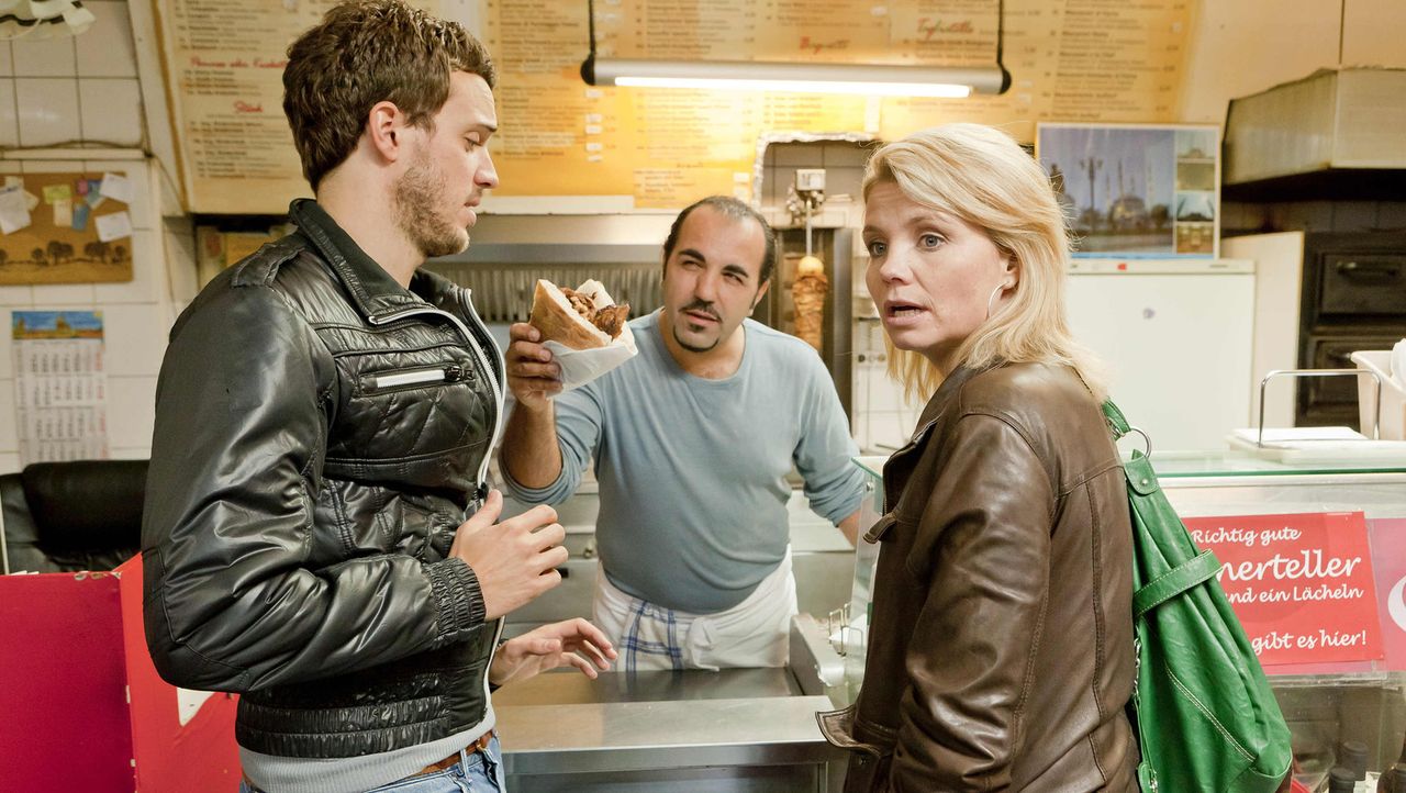 Danni Lowinski - Waisenkind - Sat.1