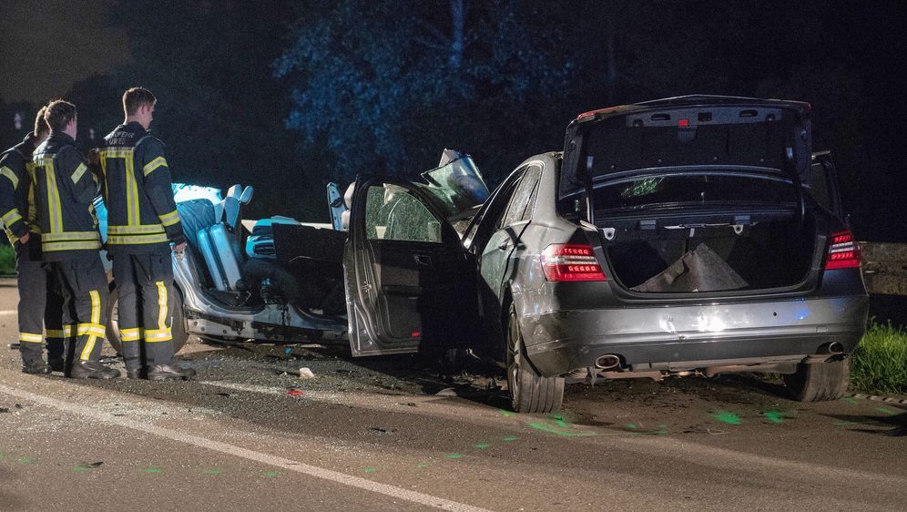 Vier Tote Bei Nächtlichem Unfall