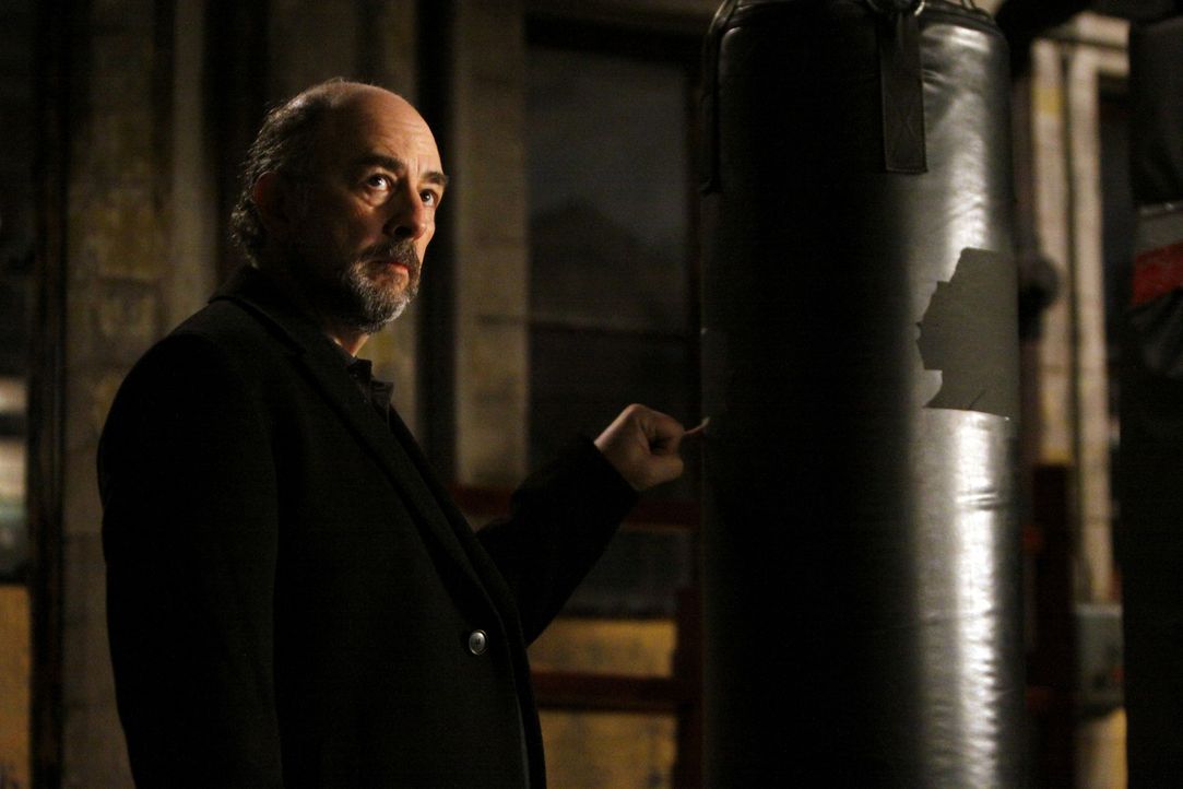 Hat einen besondere Überraschung für Sam Cooper und sein Team: Jack Fickler (Richard Schiff) ... - Bildquelle: ABC Studios
