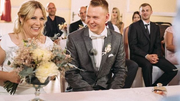 Sendung Verpasst Hochzeit Auf Den Ersten Blick Hochzeit Auf Den Ersten Blick Staffel 6 Episode 3 Nicole Und David Wenn Wunsche In Erfullung Gehen Auf Sat1