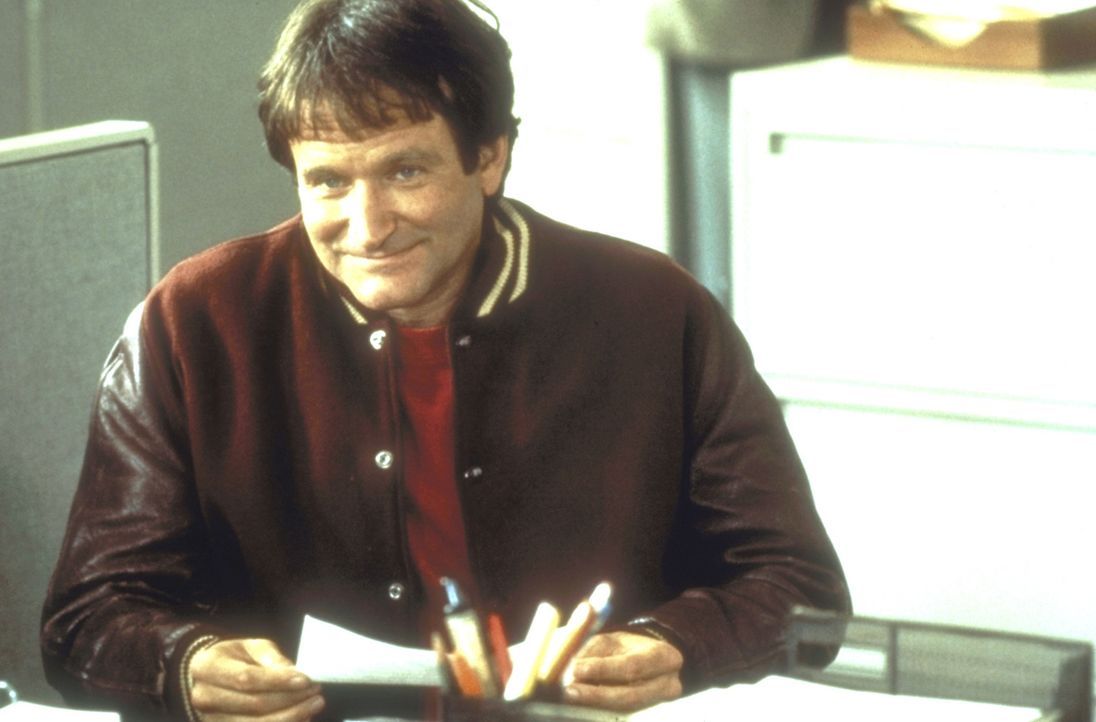 Der arbeitslose Synchronsprecher Daniel Hillard (Robin Williams) geht ganz in der Liebe zu seinen Kindern auf, nervt aber mit seinen verrückten Ide... - Bildquelle: 20th Century Fox