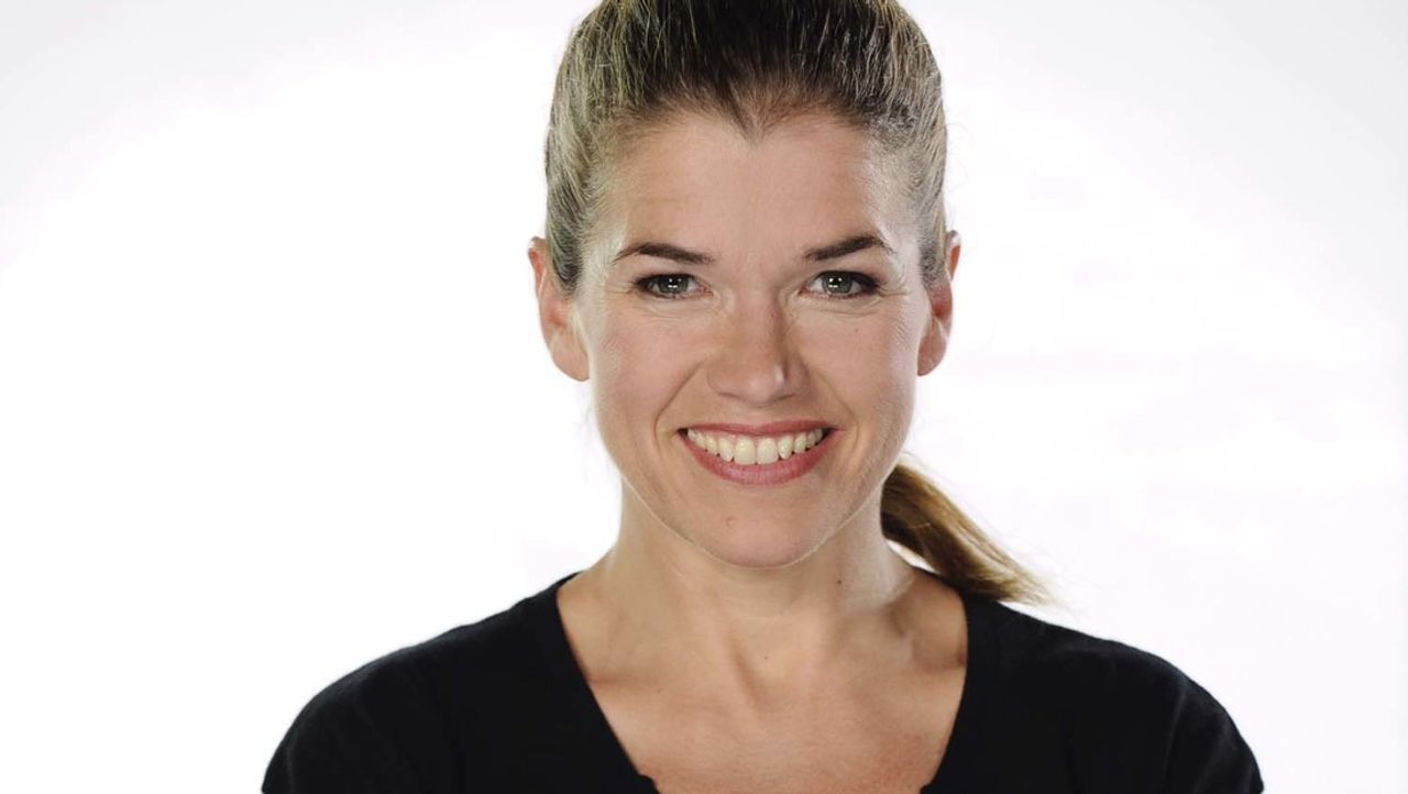Die witzigste Frau Deutschlands ist wieder da! Anke Engelke setzt mit einer neuen Staffel der preisgekrönten Sketch-Comedy "Ladykracher" weiter Maßs... - Bildquelle: Willi Weber SAT.1