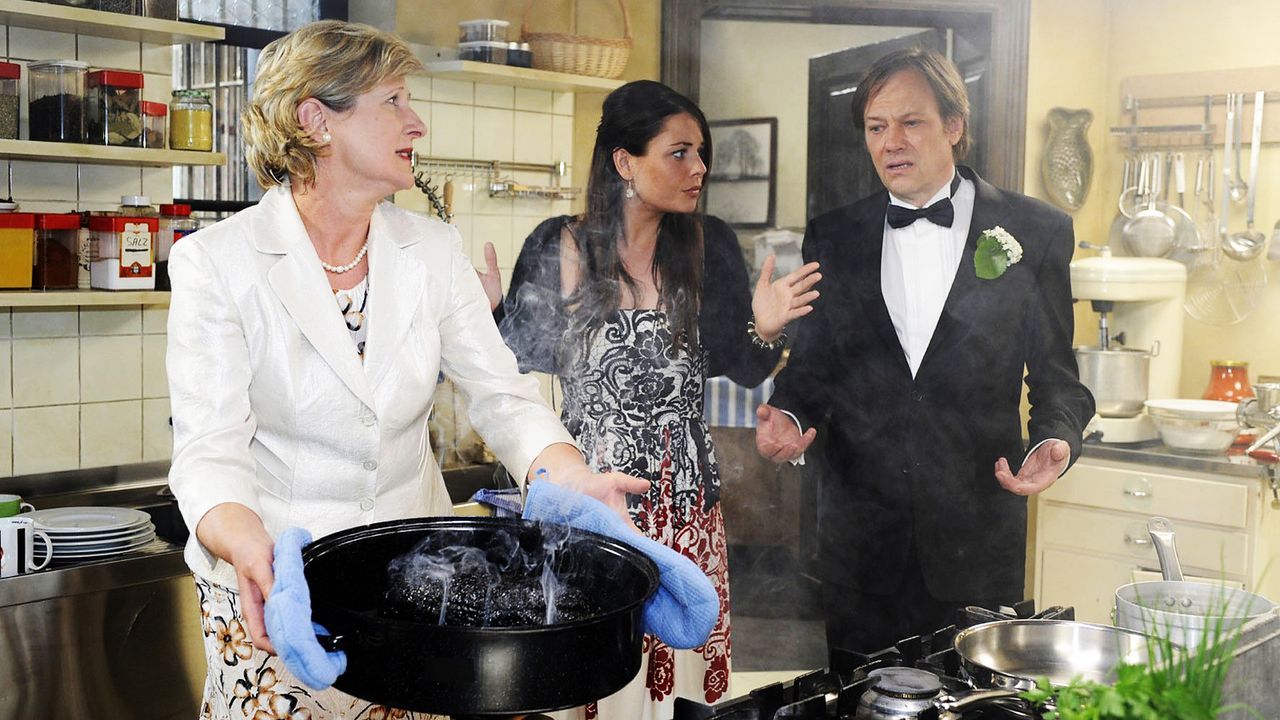 anna-und-die-liebe-Folge-201-04-SAT1-Oliver-Ziebe - Bildquelle: Sat.1/Oliver Ziebe