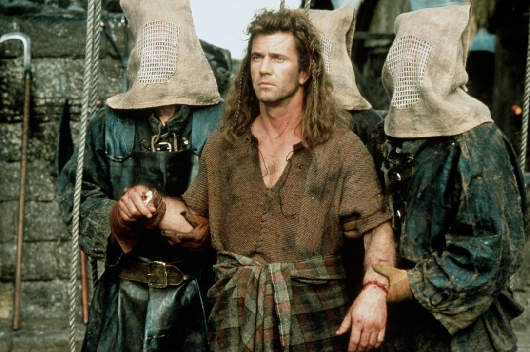 Sein leidenschaftlicher Kampf scheint verloren: William (Mel Gibson, M.) wird zum Schafott geführt ... - Bildquelle: Paramount Pictures