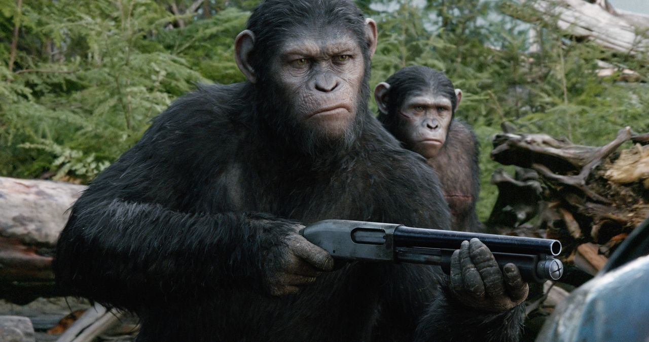 Als die überlebenden Menschen auf den Schimpansen Caesar (Andy Serkis, l.) und seine Kolonie stoßen, müssen sie schnell feststellen, dass auch die A... - Bildquelle: 2014 Twentieth Century Fox Film Corporation. All rights reserved.