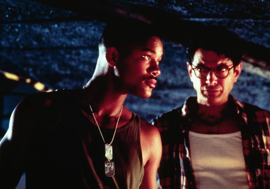Steven Hiller (Will Smith, l.); David Levinson (Jeff Goldblum, r.) - Bildquelle: 1996 Twentieth Century Fox Film Corporation.  All rights reserved.