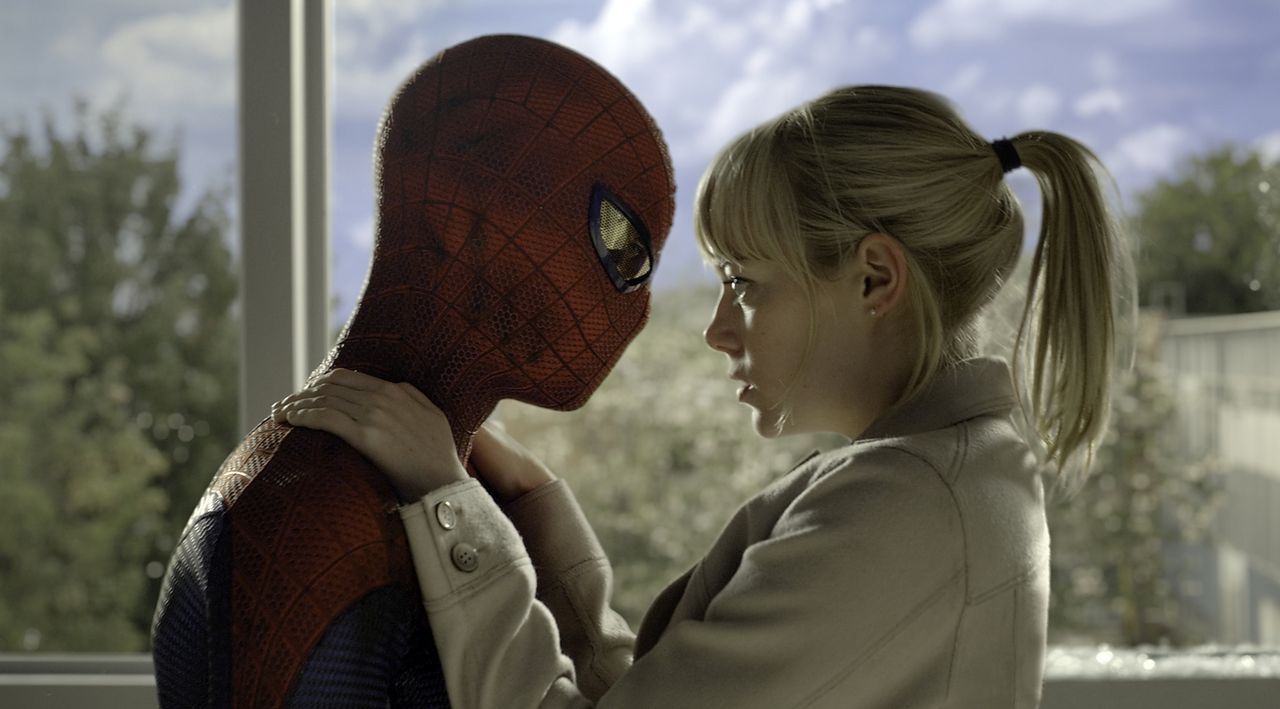 Wahre Liebe kann nichts und niemanden erschüttern: Spiderman (Andrew Garfield, l.) und seine Gwen (Emma Stone, r.) ... - Bildquelle: 2012 Columbia Pictures Industries, Inc.  All Rights Reserved.