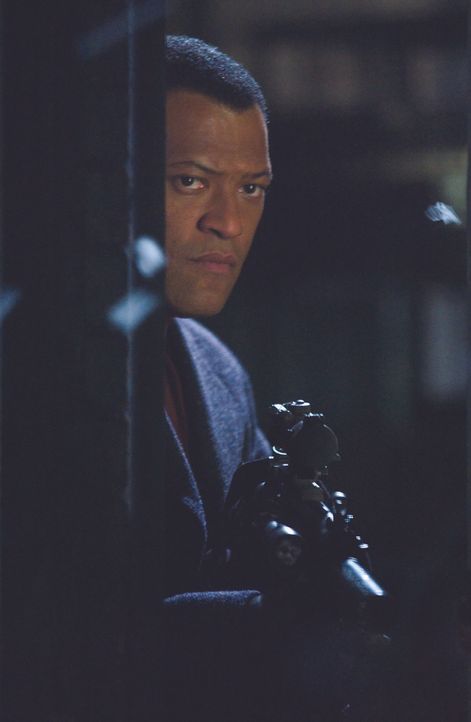 Der berüchtigte Gangsterboss Marion Bishop (Laurence Fishburne) muss sich mit den Bullen zusammentun, um das Geballere seiner zu allem entschlossene...