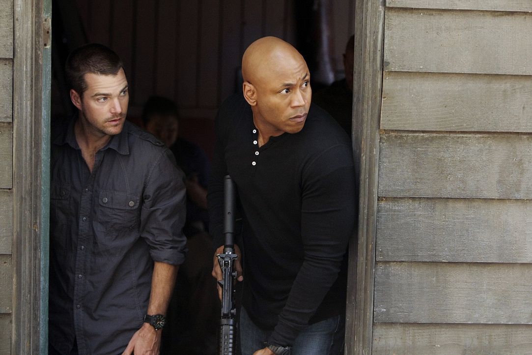 Sam und Callen: Nur zwei Typen mit Knarren - Bildquelle: CBS Studios Inc. All Rights Reserved.