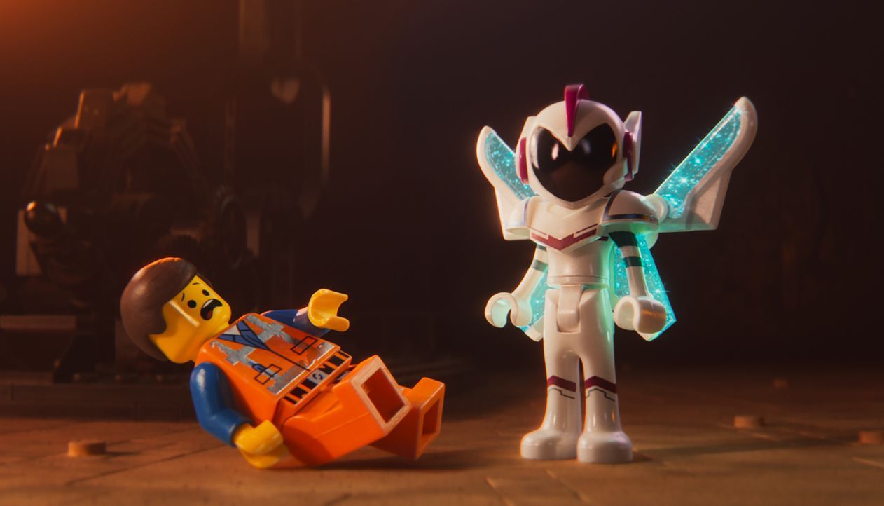 Emmet (l.); General Mischmasch (r.) - Bildquelle: Warner Bros. Entertainment Inc. LEGO, the LEGO logo and the Minifigure are trademarks of The LEGO Group. © The LEGO Group.