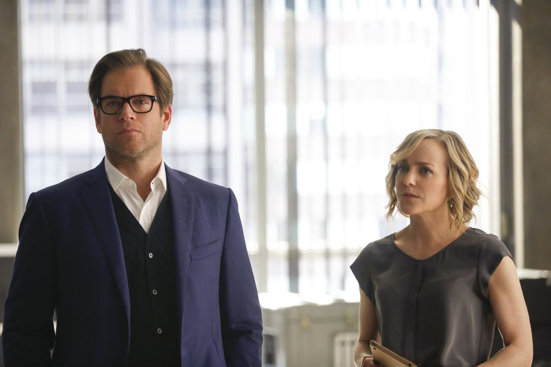 Wie den negativen Eindruck ausgleichen, den ihr Klient auf die Jury macht? Bull (Michael Weatherly, l.) und Marissa (Geneve Carr, r.) brauchen dring... - Bildquelle: Craig Blankenhorn 2016 CBS Broadcasting, Inc. All Rights Reserved.