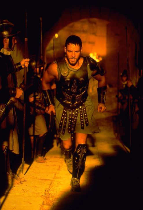 Einst war Maximus (Russell Crowe) im alten Rom einer der siegreichsten Generäle des Kaisers Marcus Aurelius, der ihn zu seinem Nachfolger machen wil... - Bildquelle: Universal Pictures
