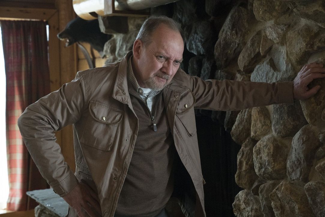 Lässt Familie und Freunde an der Ermordung der Entführungsopfer teilhaben: der perverse Gangster Herman (Zach Grenier) ... - Bildquelle: Warner Brothers