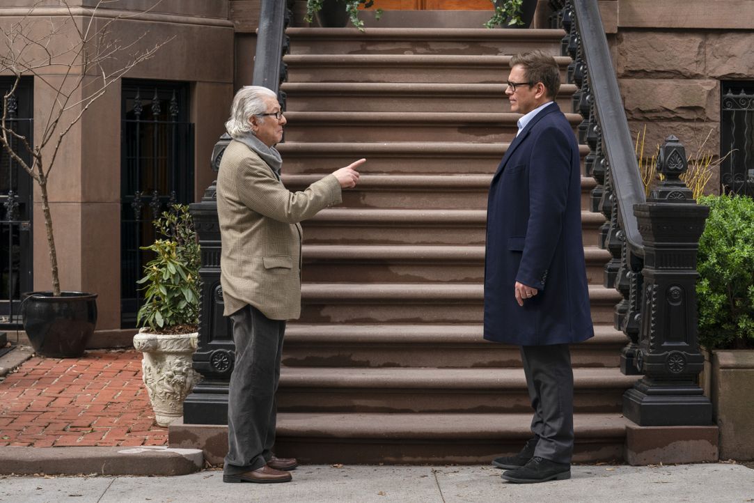 Dr. Cohen (Peter Riegert, l.); Jason Bull (Michael Weatherly, r.) - Bildquelle: Patrick Harbron © 2022 CBS Broadcasting Inc. All Rights Reserved. / Patrick Harbron
