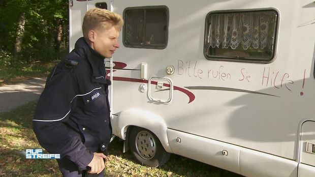 Auf Streife - Auf Streife - Last Man Camping