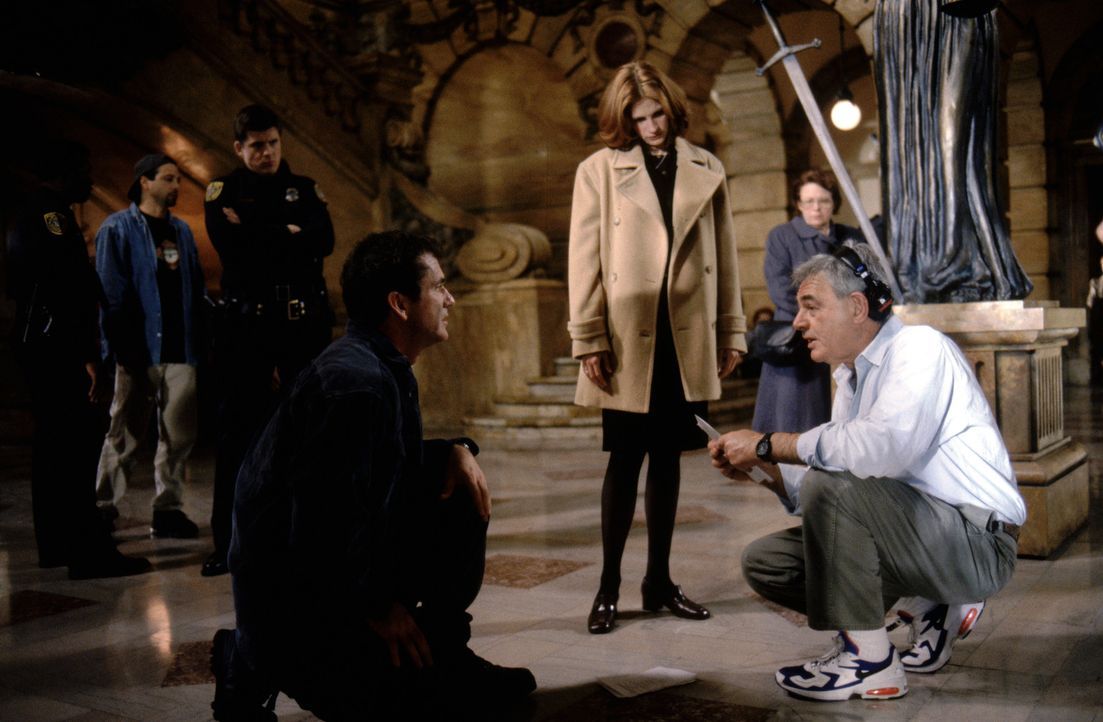 Am Set von "Fletcher's Visionen" (v.l.n.r.): Mel Gibson, Julia Roberts, Richard Donner. - Bildquelle: Warner Bros. Pictures