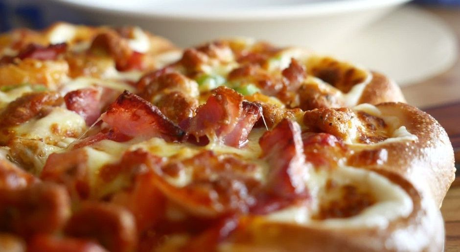 Umstrittene Pizzakette Kommt Nach Deutschland