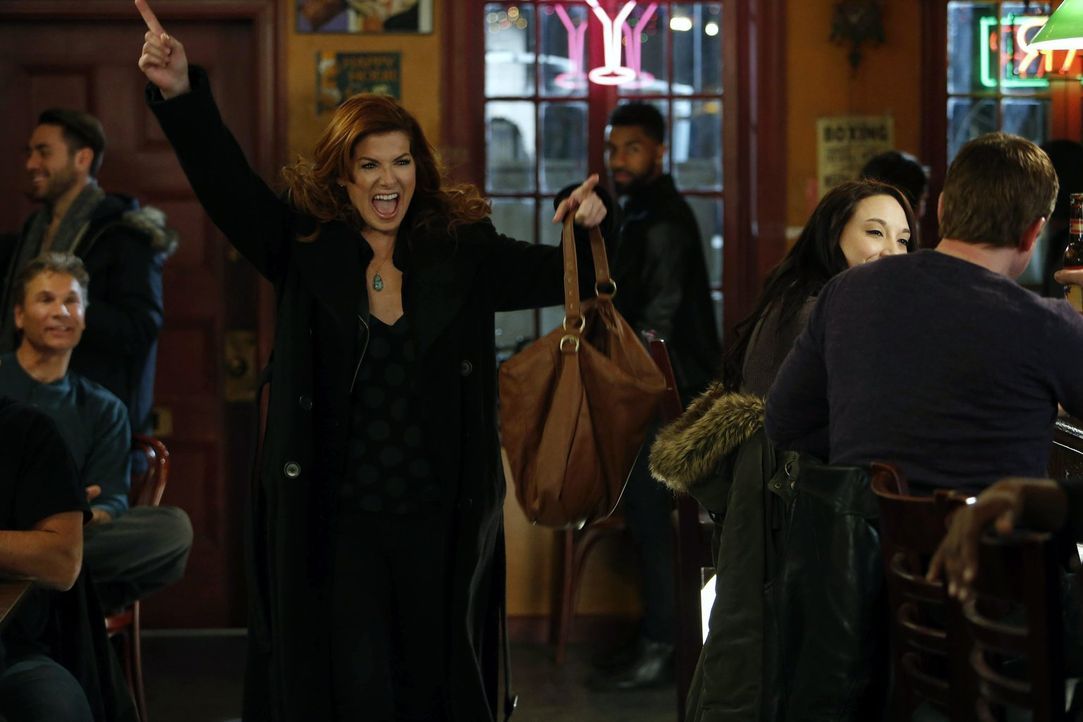 Muss einen neuen Mordfall aufklären: Laura (Debra Messing) ... - Bildquelle: Warner Bros. Entertainment, Inc.
