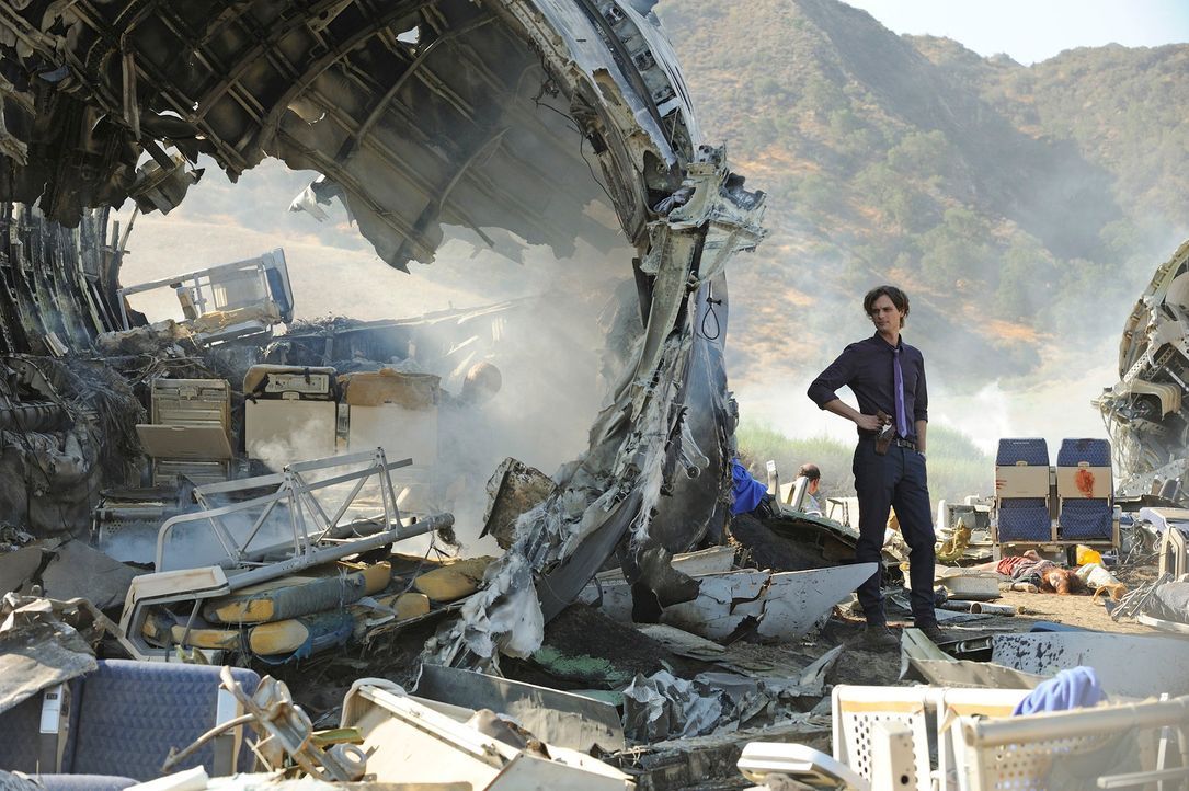 Muss in einem neuen Fall, der mit einem Flugzeugabsturz zu tun hat, ermitteln: Reid (Matthew Gray Gubler) ... - Bildquelle: Colleen Hayes ABC Studios