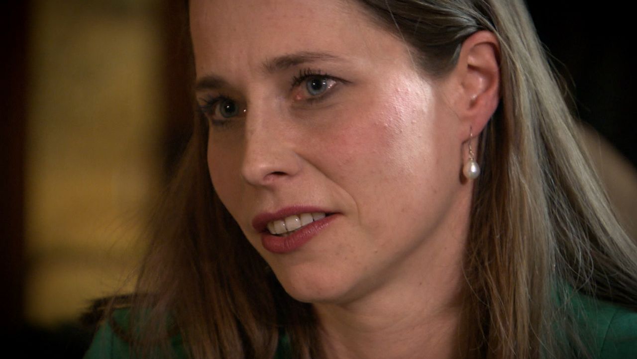 who is ray liotta dating