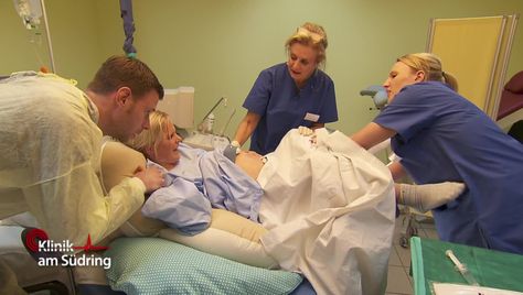 Klinik Am Sudring Video Doppeltes Muttergluck Sat 1