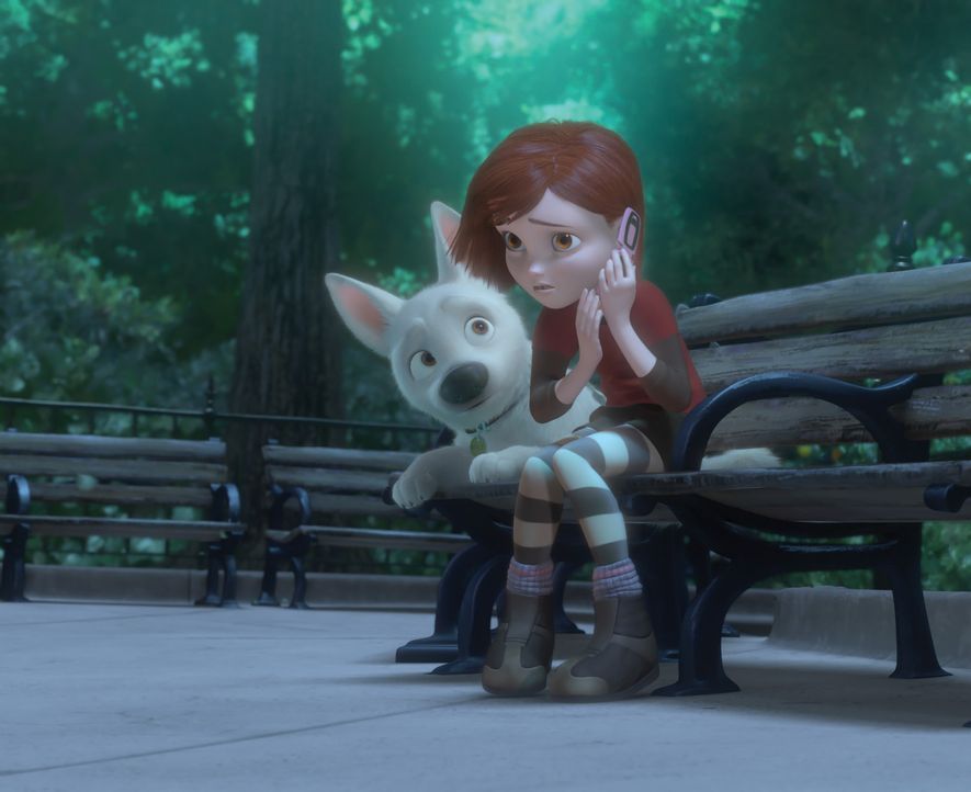 Der Hund Bolt (l.) und seine Besitzerin Penny (r.) sind die Hauptdarsteller einer sehr erfolgreichen Serie in der die beiden viele aufregende Abente... - Bildquelle: Disney Enterprises, Inc.  All rights reserved